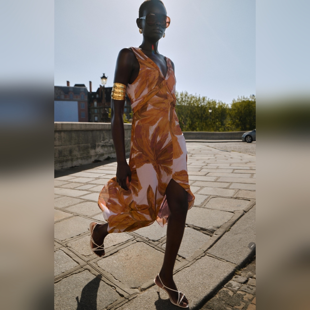 Zara Brown and White Abstract Print Sleeveless Dress - Picture 4 of 12